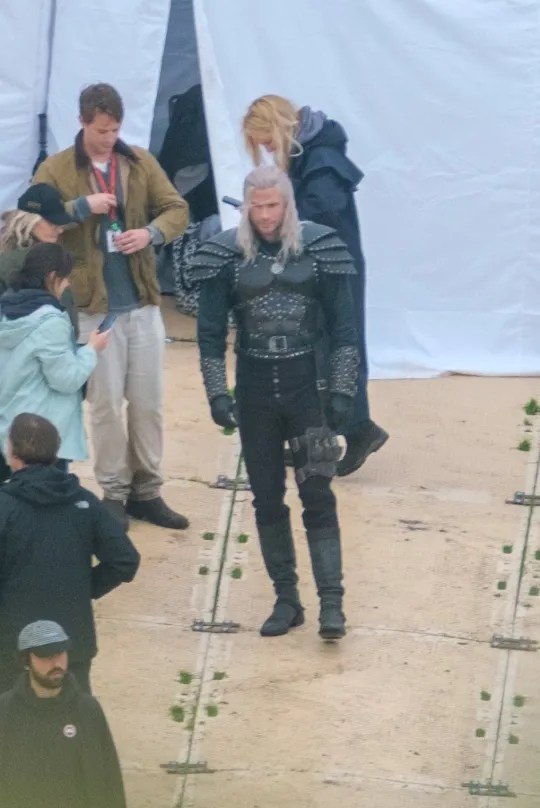 Liam Hemsworth refilming Henry Cavill's fight scene with Vilgafortz for The Witcher Season 4