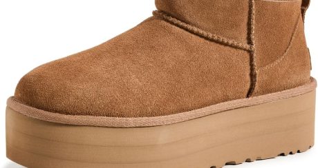 UGG Women's Classic Ultra Mini Platform Boot