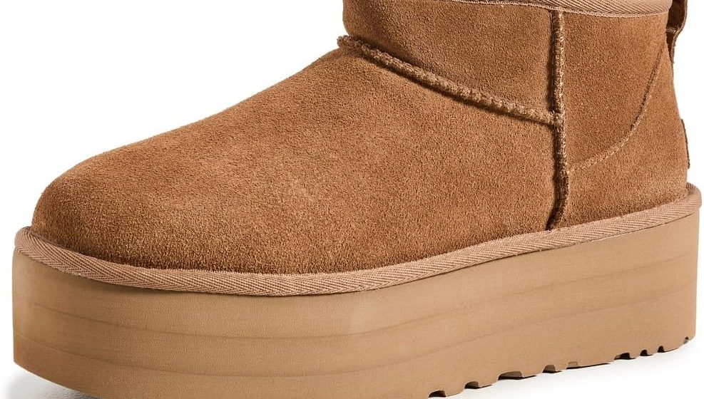 UGG Women's Classic Ultra Mini Platform Boot