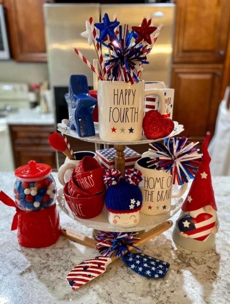 4th of July Tiered Tray