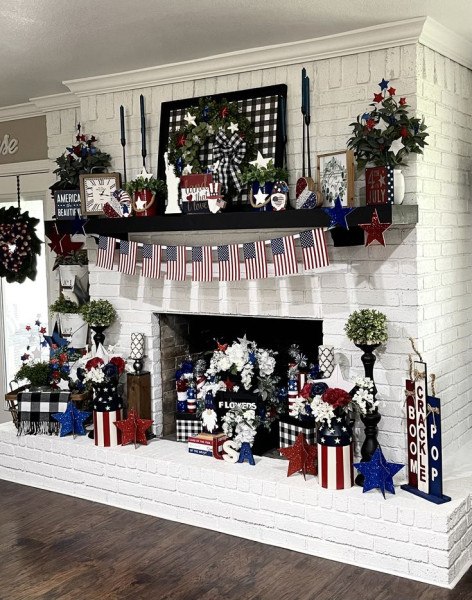 4th of july Patriotic Mantel