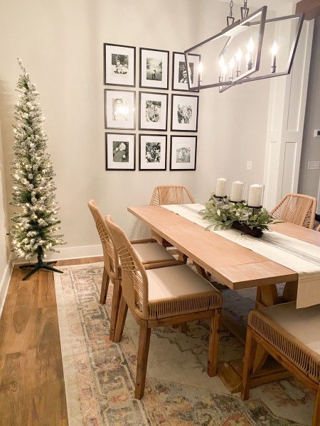 Classic Green Garland with Candles