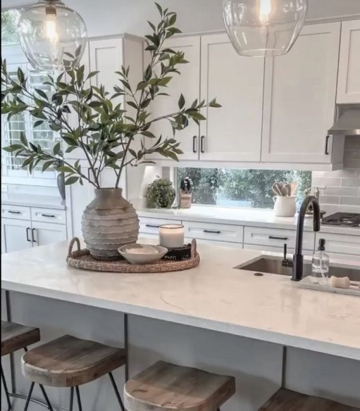Easy Table Centerpiece Ideas