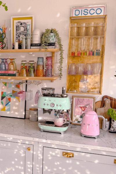 Girly Apartment Decor