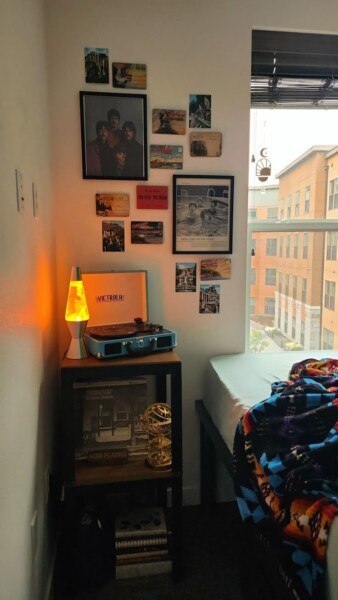 10 Dorm Room Ideas for Guys That Are Stylish & Practical